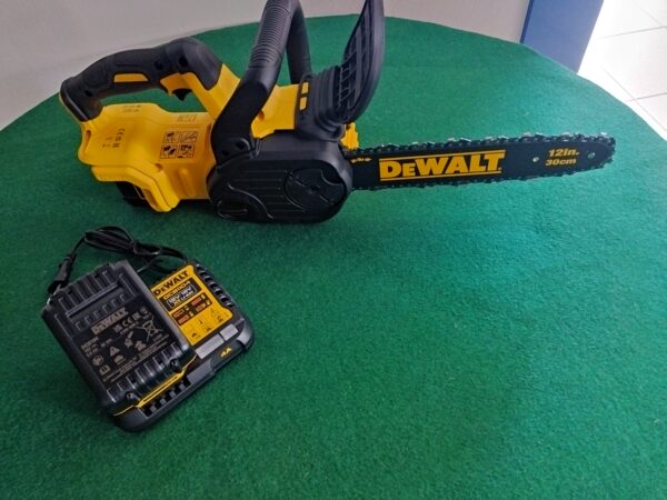 Elettrosega compatta a batteria DEWALT XR 18V (DCM565N-XJ)