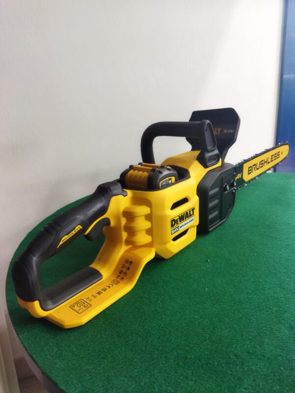 Elettrosega a batteria DEWALT XR 54V FLEXVOLT (DCMCS574N-XJ)