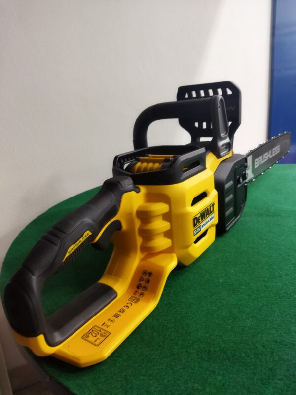 Elettrosega a batteria DEWALT XR 54V FLEXVOLT (DCMCS575N-X)