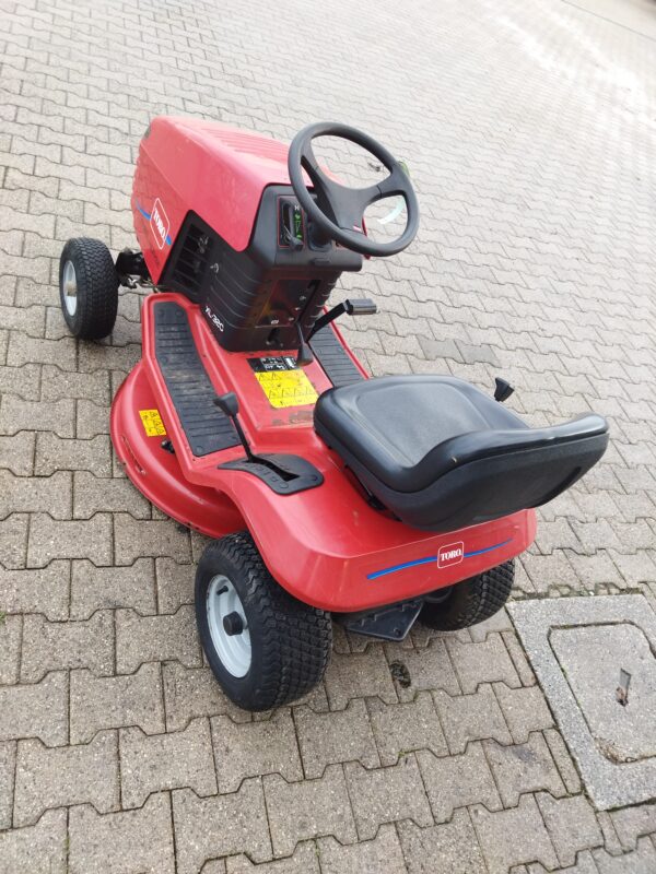 Trattorino tagliaerba Toro XL320 (71257)