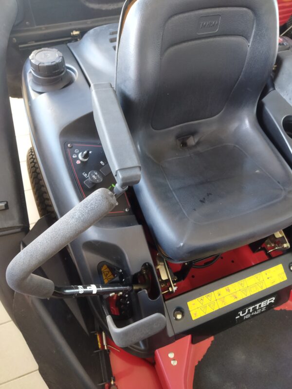 Toro TimeCutter (74403)16-42Z Zero Turn Mower